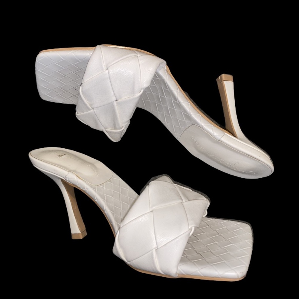 WD White Slip On Heels